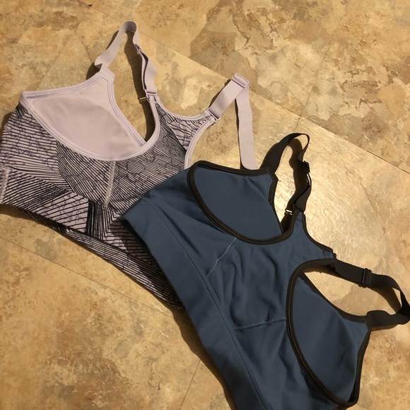 Under Armour Sport Bra - Picture 3 of 3